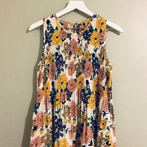 Floral sleeveless blouse